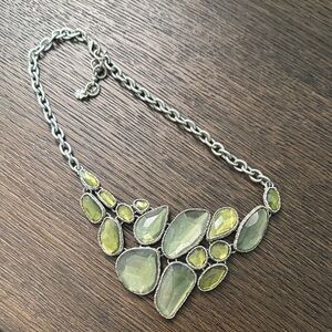 Green statement necklace